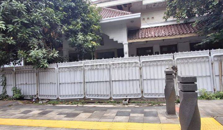 Disewakan Rumah Untuk Kantor Atau Komersial Pinggir Jalan Utama 1