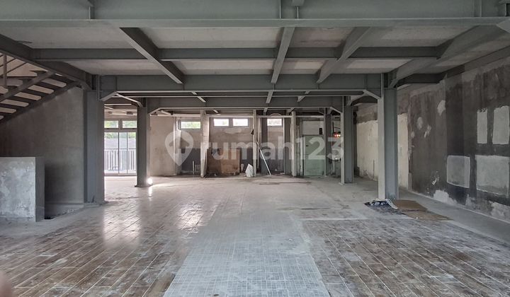 Commercial Space for Rent in Senopati Commercial Space for Rent in Senopati