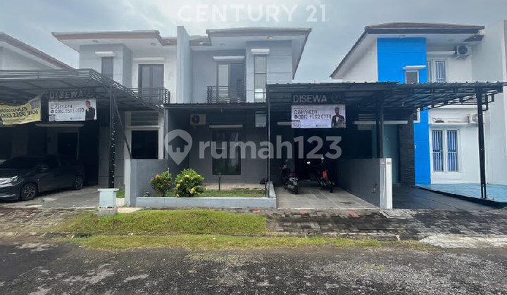 Rumah Luas Lokasi Gardenia B6 Cocok untuk Keluarga