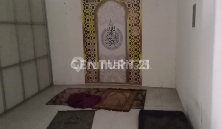 Shopee & Indomaret Corner Shop at Kedawung Intersection, Strategic Area Shopee & Indomaret Corner Shop at Kedawung Intersection, Strategic Area