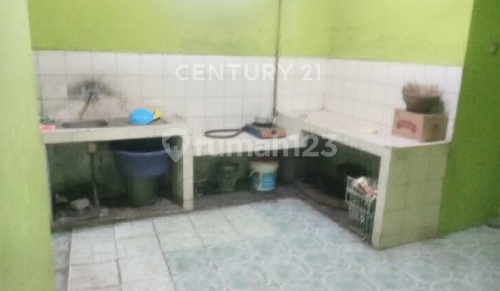 Shop House for Residence and Business Near Harjamukti Market 2