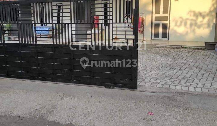 Rumah Halaman Luas Strategis Lingkungan Nyaman Dan Asri  1