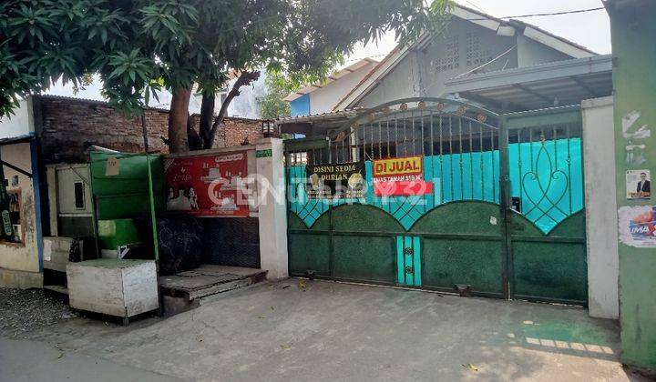 Rumah Luas, Banyak Kamar Samping Kantor KUA  2