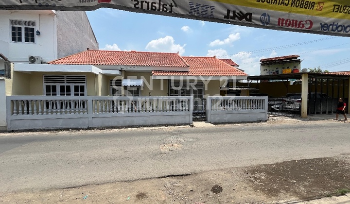 Rumah Sangat Strategis Lokasi Di Pinggir Jalan Kota Cirebon 