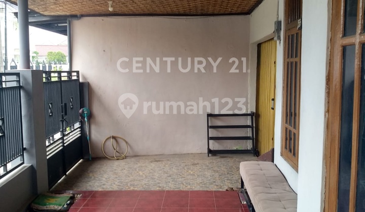 Rumah Strategis Karena Lokasi Berada Di Perbatasan Kota Cirebon  2