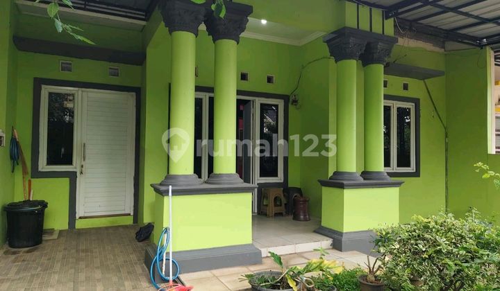Cheap Rented House Well-Maintained PVC Roof Near Cirebon Immigration Office