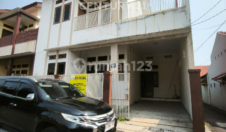 Strategic 2-Story House Near Grage City Cirebon Strategic 2-Story House Near Grage City Cirebon