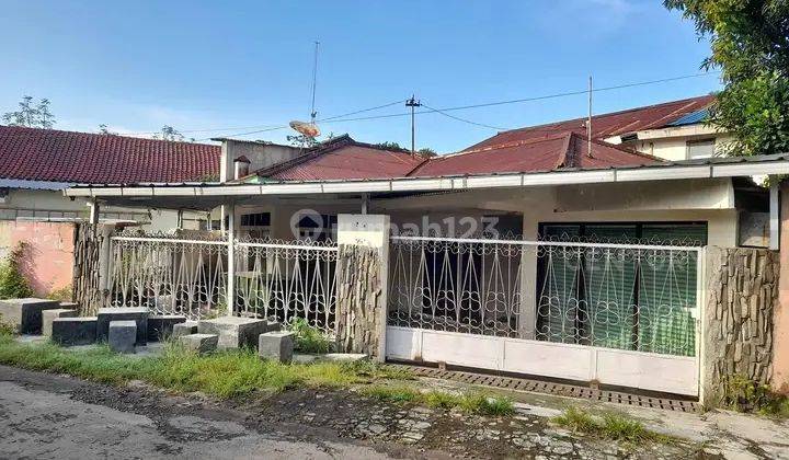 Rumah Strategis Dekat Alun2 Kejaksan Pusat Kota Cirebon 1