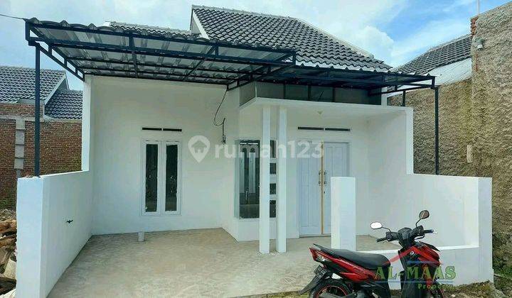 Rumah minimalis modern dekat ke tol seroja dan tol kopo 2