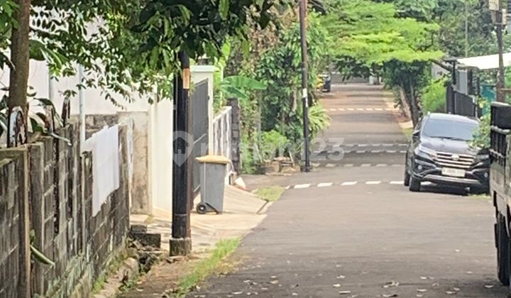 Nice House on Jl Cempaka Raya. Rempoa, South Jakarta. 2