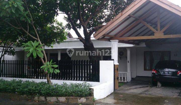 foto lainnya rumah bagus di jl alvania,