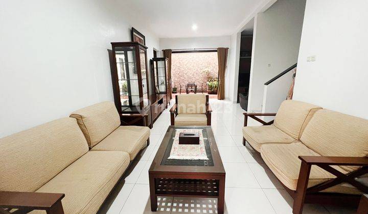 Rumah Bagus Di Melia Grove Graha Raya Bintaro Jaya 1