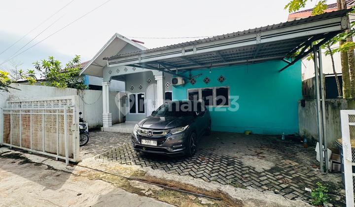 Furnished House in Pramuka, Banjarmasin 1