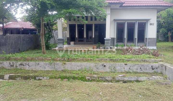 Rumah Halaman luas, Jl Pangrango, Jekan raya, palangkaraya 1
