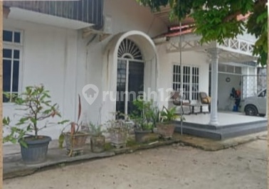 Rumah Semi Furnished Jl. pemuda, komplek XI. Pekanbaru Rumah Semi Furnished Jl. pemuda, komplek XI. Pekanbaru