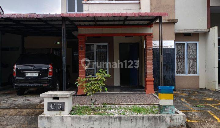 Jual Rumah 2 Lantai di Pekanbaru 1