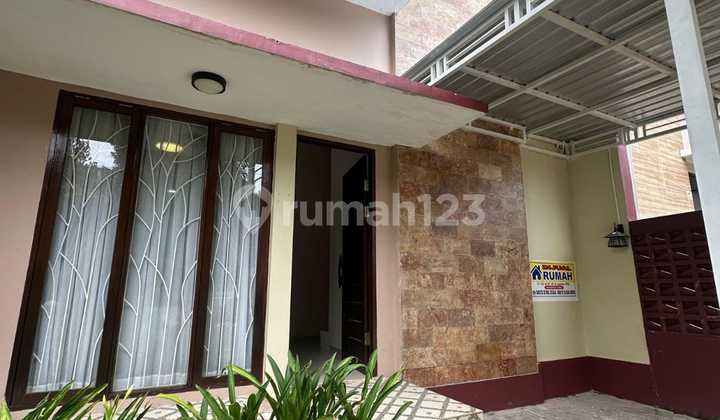 Rumah Furnished di Di Town house keizen Palm hills, balikpapan