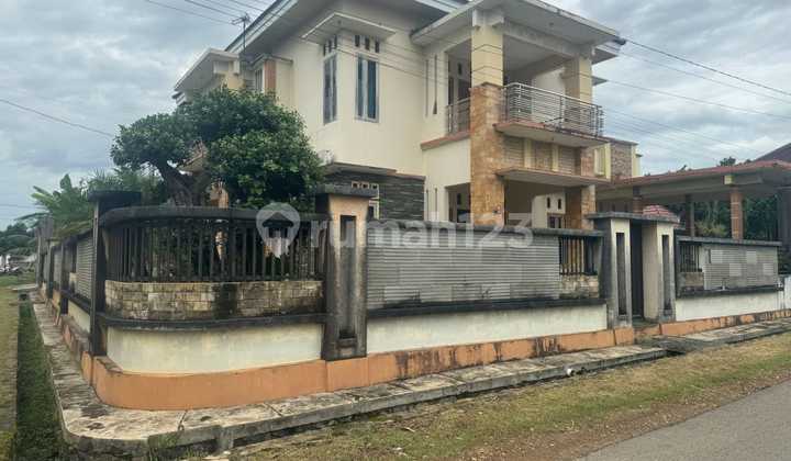 Rumah besar, di Jl zafri zam-zam, banjarbaru selatan 1