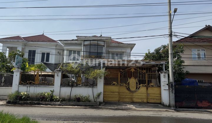 Rumah Besar Jl Dharma Praja, Pemurus , Kota Banjarmasin Rumah Besar Jl Dharma Praja, Pemurus , Kota Banjarmasin