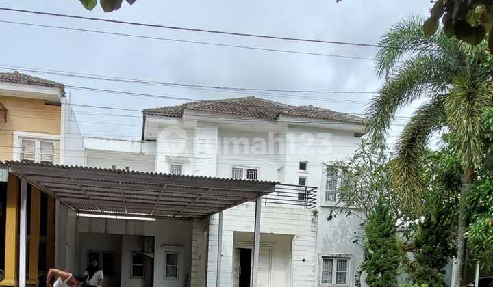 House, 2-Story Liverpool Housing, Paal Merah Jambi