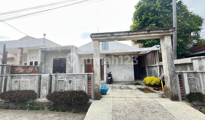 Rumah Bagus : Jln. Sawo, Purus V, Padang Barat 1