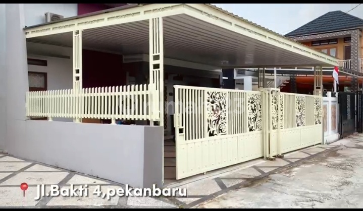Rumah Mewah di Cleopatra residen, Jl bakti 4, pekanbaru 2