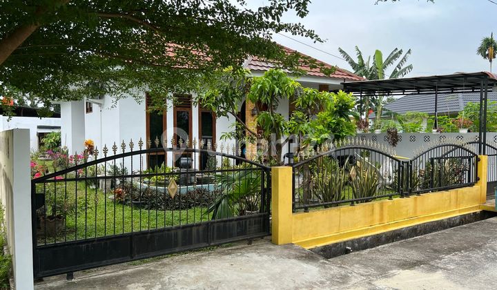 House, 1 Floor, Jln. Pendidikan. Sialang, Tuah Madani, Pekanbaru. 2