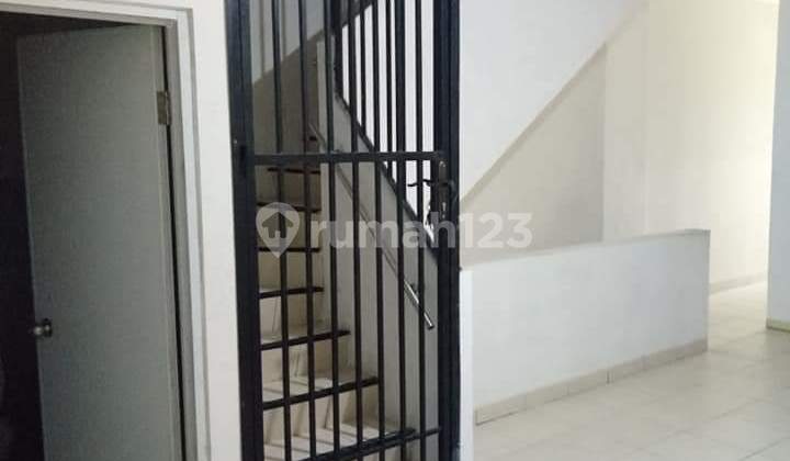 Shop House, 3 Floors, Fully Furnished, At Marina Plaza. Wenang Manado 2