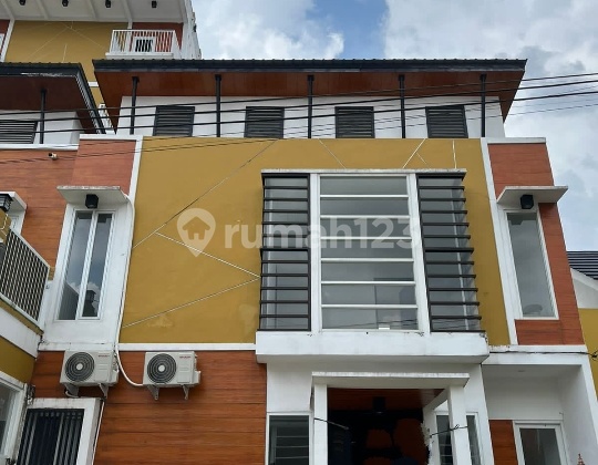 Dijual Rumah Perum Beverly. Jl Ramania II. lok bahu. Samarinda
