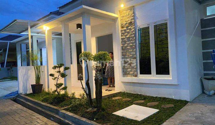 Rumah Baru Furnished di Jln Dirgantara, Palu 1