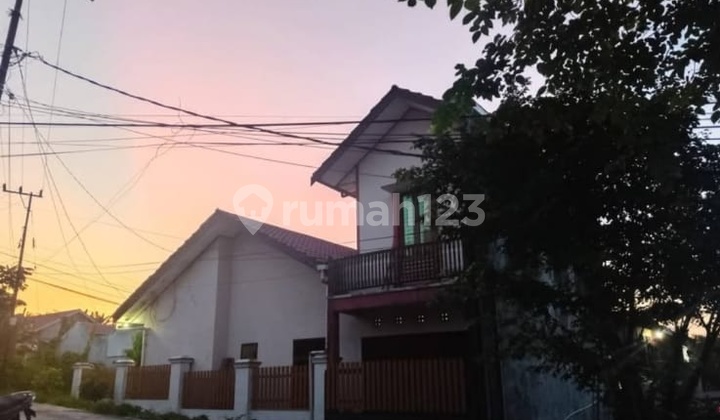 Rumah Bagus Perumahan Polda. Kilo 6,5. Balikpapan Utara, 2