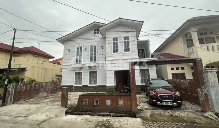 Rumah Bagus di Puri Rajawali Mas, binawidya , pekanbaru