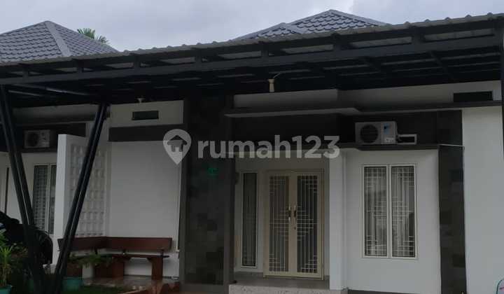 Nice House in Marpoyan Damai, Pekanbaru. 1