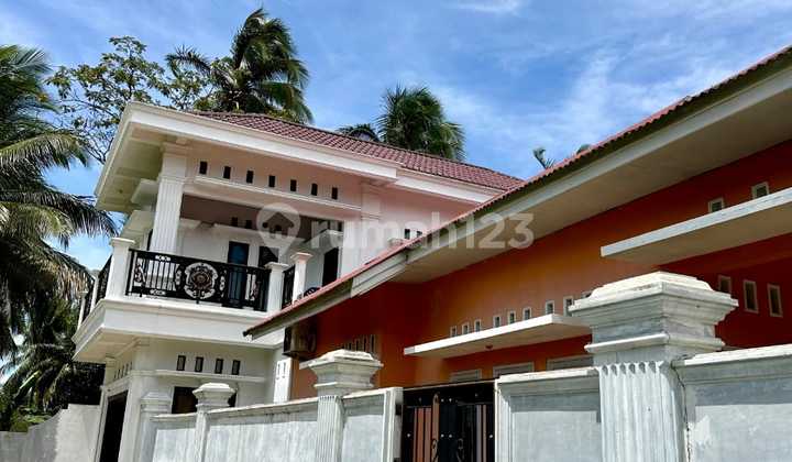 Two-storied house in Halaban. Solok City (Near the Regional Hospital). Two-storied house in Halaban. Solok City (Near the Regional Hospital).