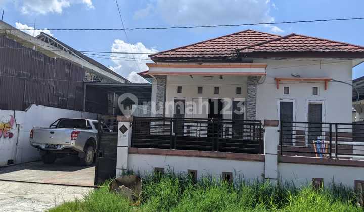 Rumah Bagus Jln. Kemiri. Gatot Subroto 4. Banjarmasin 2