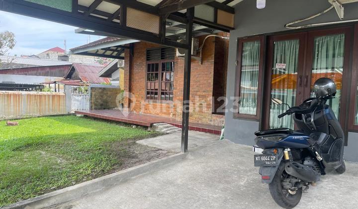 Rumah tengah kota di Jln. A Yani. Karang jati, balikpapan