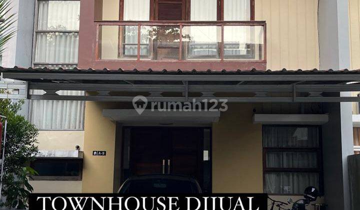 Rumah 2 Lantai. Di Borneo Paradiso. Cluster Mahogany Town House. 1