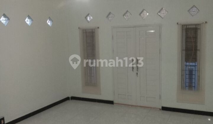 Rumah 2 lantai di PT Her 2 , sepinggan , balikpapan 2