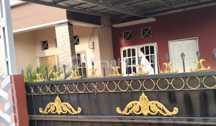 Rumah, 1 Lantai Komplek Taman Citra Trikora. Landasan Ulin. Banjarbaru Rumah, 1 Lantai Komplek Taman Citra Trikora. Landasan Ulin. Banjarbaru