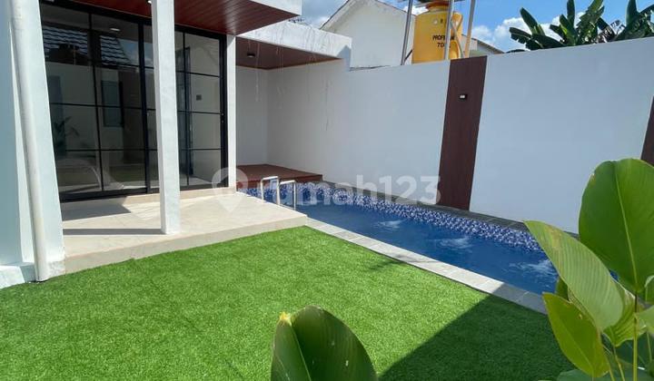 Rumah, 1 Lantai, Kolam Renang di Loktabat Utara. Banjarbaru