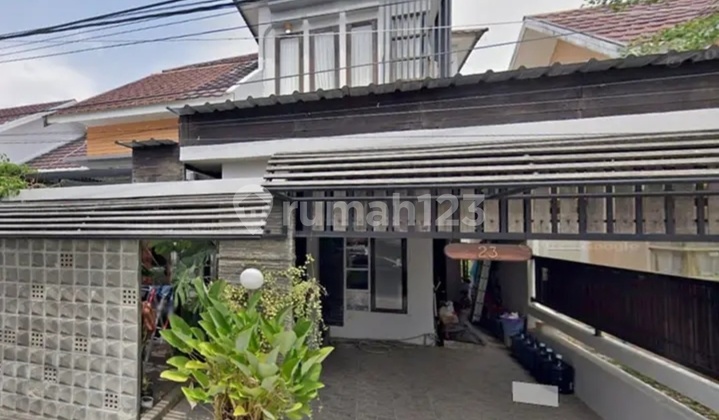 House, 2 Floors on Jl Mahligai. East Banjarmasin House, 2 Floors on Jl Mahligai. East Banjarmasin