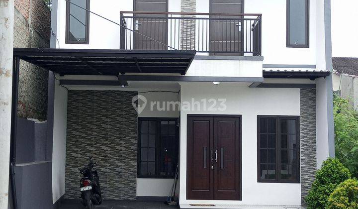 Bonus 10 Jutaan  Dijual Rumah Cluster Super Murah Hanya 1,3 Miliaran Di Jakarta Selatan 1