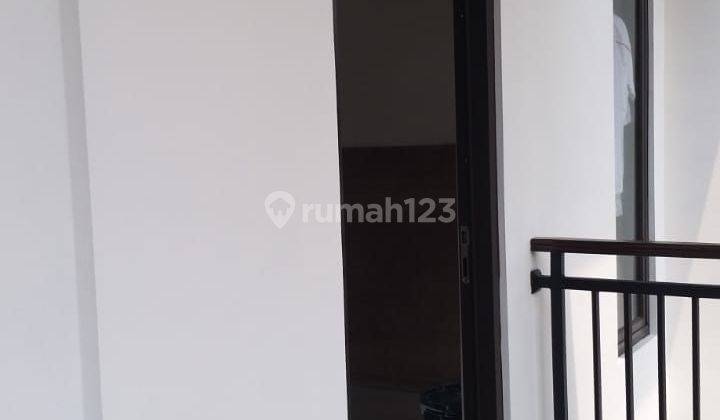 Dijual Rumah Scandinavian 2 Lantai Termurah di Jakarta Selatan 2