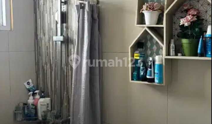 Dijual Cepat Rumah 2 Lantai Rapi Siap Huni Legenda Wisata Cibubur 2