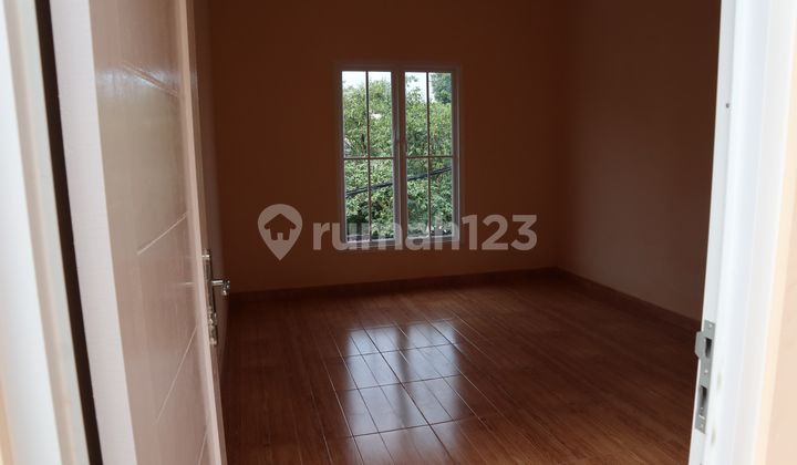 For Rent Fast! Cheap 2-Story House in Hook Bukit Golf Cibubur 2