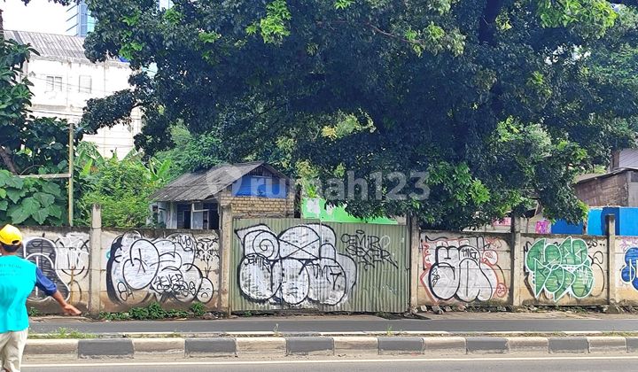 Kembangan [tanah]: Dijual-1300m, Hadap Timur, Row 8 Mbl