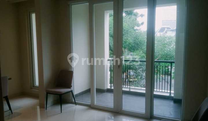 Senayan Residences Town House [Dijual]: 3 Lantai- One Gate System