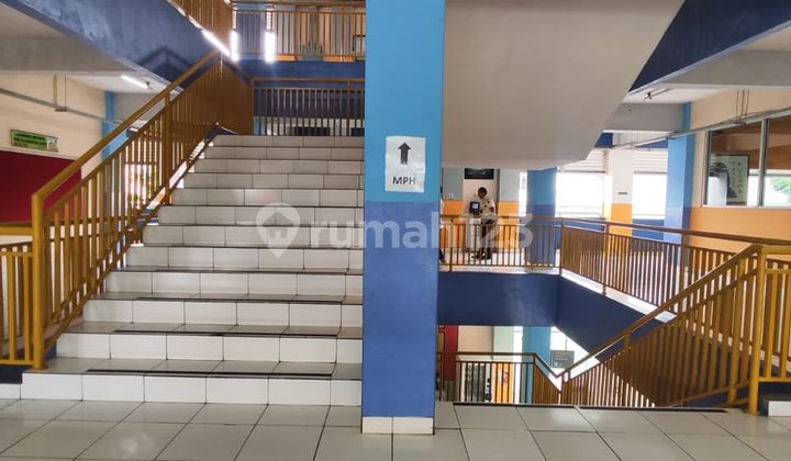 Pegangsaan [School]:Gedung Sekolah Bawah Njop-Sgt Terawat