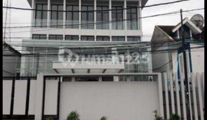 Kebon Jeruk [Gedung]: Dekat Rcti - 3 Lantai-Jalan Lebar