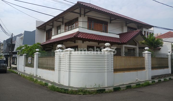 Kedoya Baru[RUMAH]:Under Market Price, Full kayu Jati,Utara&Barat